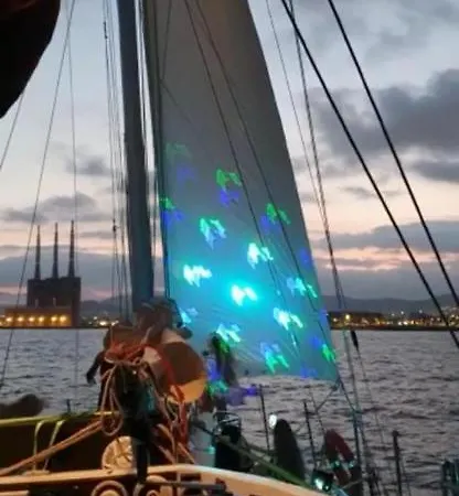 Salidas En Barco Botel Premiá de Mar